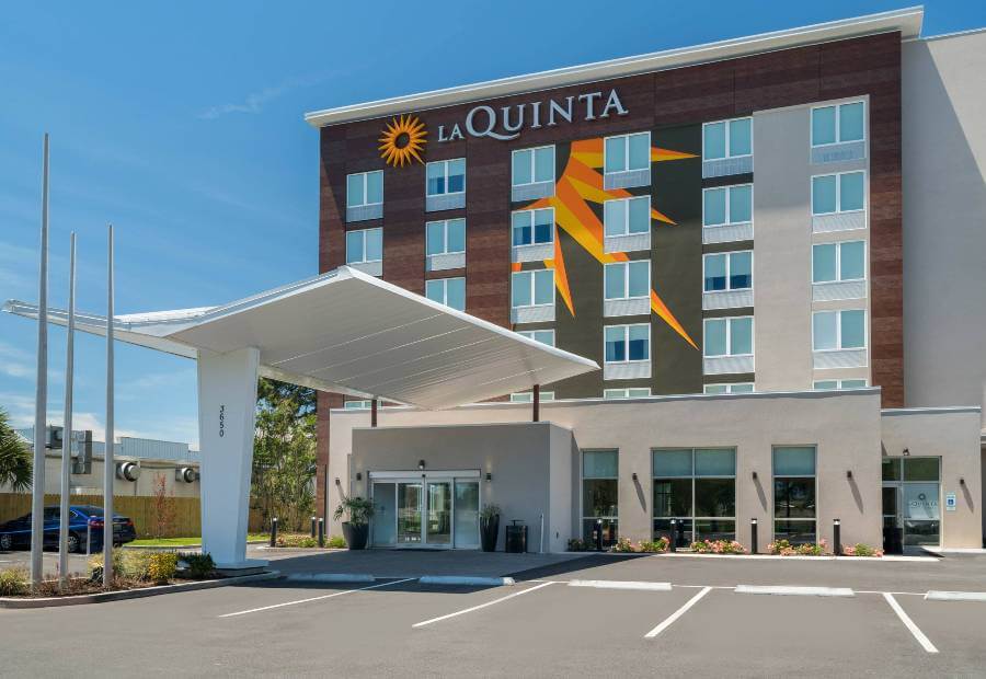 La Quinta Inns And Suites usa